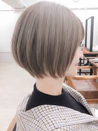 似合わせやすい大人可愛いショート 何が似合うか分からない方 とにかく可愛くなりたい方 なんでもお気軽にご相談下さいませ あなたに1番似合ってあなた史上1番かわいい髪型を一緒に見つけましょう ショートボブ 結婚式 ショートストレートヘアスタイル ショートボブ