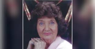 Vicky Craven's Instagram, Twitter & Facebook