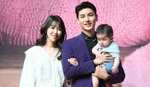 이지훈 / lee ji hoon (yi ji hun). Trot Singer Roh Ji Hoon Decides To Get A Vasectomy Because His Wife Lee Eun Hye Wants To Return To Being A Model Allkpop