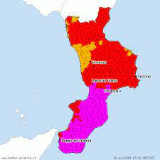 Lo ha deciso la prefettura di roma che ha ritenuto opportuna, in via precauzionale la chiusura di tutte le scuole di ogni ordine e grado. Calabria Allerta Meteo Di Livello Rosso I Comuni Con Le Scuole Chiuse Strill It