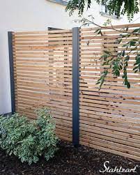 Exotische hölzer, die sich durch besondere robustheit auszeichnen. Sichtschutz Terrasse Garten Holz Metall Modern Secret 4 Stahlzart Garden Design Modern Garden Fence Design