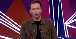 Also discover famous journalist tiago leifert's birthday, measurements, physical stats, favorite things, dating, partner, wiki and facts biography tiago leifert was born in brazil on may 22, 1980. Tiago Leifert Mal Humorado Veja 3 Frases Rudes