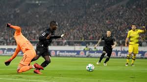 Borussia dortmund borussia dortmund vs vs vfb stuttgart vfb stuttgart. Marc Bartra Howler Earns 2 10 As Dortmund Implode Again Vs Stuttgart Ghana Latest Football News Live Scores Results Ghanasoccernet