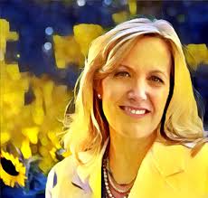 Alexandra Lowry's Instagram, Twitter & Facebook