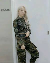 Pin By Monbebe 1881 On Mamamoo Mamamoo Moonbyul Moonbyul Military Outfit