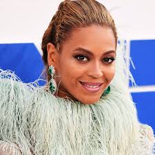 Listen up ladies, we all know how difficult choosing an everyday outfit can be, and don't even get us started on hair and stuck on a budget this halloween and need a costume that's quick, inexpensive, but will still rock your night? Badass Black Women Halloween Costumes Icons Celebs