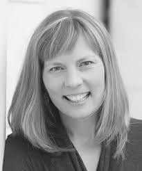 Emily Lesh's Instagram, Twitter & Facebook