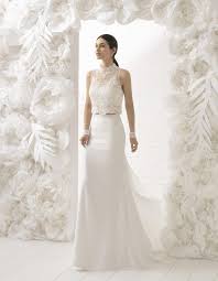 Abiti da sposa effetto due in uno con gonne colore sfumato in morbido tulle e corpetti in prezioso macramè. Abito Da Sposa 3 Pezzi