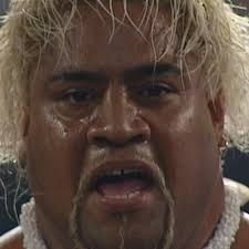 400-pound Rikishi dives off of steel cage 😲