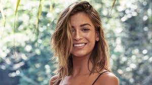 Cassie Amato's Instagram, Twitter & Facebook