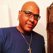 Why johnny cage looks like tristan tate?