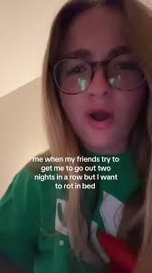 marcy (@user1884904027375)