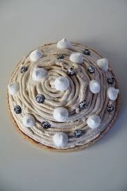 Le Mont Blanc Revisite Par Lenotre Tarte Marron Myrtille Desserts Marrons Desserts Fantaisie Patisserie