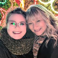 Who is a great dental hygienist in Dothan, Alabama?