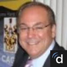 Robert Fanelli's Instagram, Twitter & Facebook