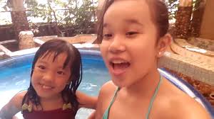 I rested with my girls. Piscina Taken By Children Online Vlog
