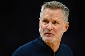Eyewitness Confirms Helpless Steve Kerr's Trade Message to Warriors Stars  as Tensions Rise