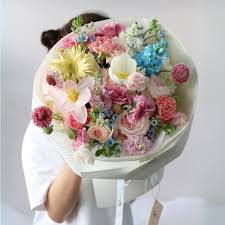 Vũ Điệu Sắc Màu - FlowerSight - Tiệm Hoa Hồng HCM