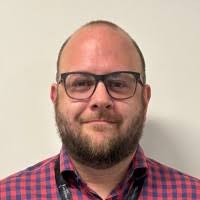 300+ "Hinchcliffe" profiles