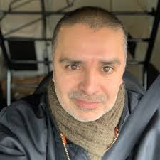 Un majestuoso pez luna, también conocido como Mola Mola, fue captado por  buzos en las aguas de Quintero, sorprendiendo por su imponente tamaño y  elegancia bajo el mar. 🎥: @desciendeapneafreediving