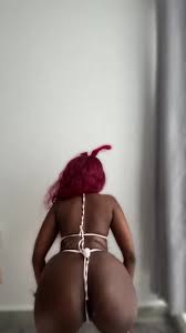 Kira Besha part 2 😩 - Porn Videos & Photos - EroMe