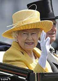 When You See The Queen Wave It S My Gloves She S Wearing Meet The Woman Whose Creations Protect Her Majesty S Hands Queen Elizabeth Queen Elizabeth Ii Queen