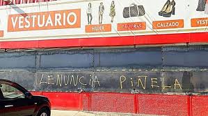 See all things to do. Lenuncia Pinela El Mensaje A Pinera En Mall Chino