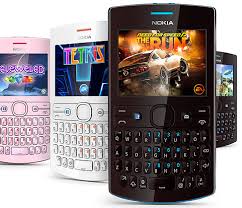 São celulares básicos que têm como público alvo os países emergentes e pessoas com poucos recursos monetários. Sysphones Nokia Asha 205 One Sim Dual Sim