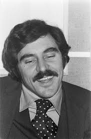 TIL Bowie's big early influence, singer & popular actor Anthony Newley, had  12 top 40 hits, was Oscar-nominated for writing the score to Willy Wonka &  the Chocolate Factory, & wrote the