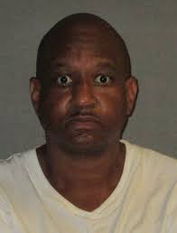 Documents: Gus Young shooting suspect texted victim to come by shop, told  workers to bring 'hammers'