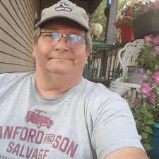 Is the hobby shop still open at the Glide Port