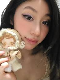 Skullpanda Impressionism Amber