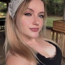 ISO of a well recommended hair salon who can help me achieve this look!☺️  TYIA🫶