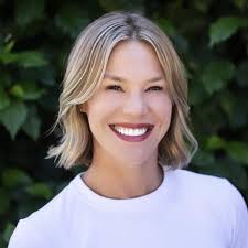 Ashley Nowicki's Instagram, Twitter & Facebook