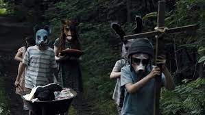 Pet sematary had its most central scenes filmed in the towns of hancock and bangor in king's home state of maine. Pet Sematary Cuplikan Horor Baru Stephen King Siap Rilis