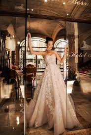 Check spelling or type a new query. Nora Naviano Sposa Voyage Brautsalon Liea
