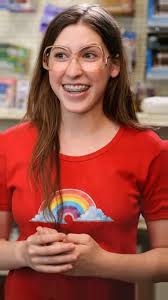 Exploring TikTok Shop Trends: 90s and 80s Nostalgia