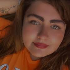 Mis 30 disfrazados de 15, porque la edad se cuenta en ganas de fiesta y no  en velitas 🎂💃 ¿Tú también sigues con alma de adolescente?