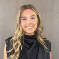 Andrea Kratochvil's Instagram, Twitter & Facebook