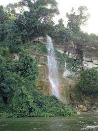 Man-made Waterfalls Belton Lake Killeen Tx And The Only Way To Get To This Waterfall Is By Boat When I Work Belton Texas Texas Vacations Texas Places