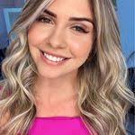 Jennifer Roza's Instagram, Twitter & Facebook