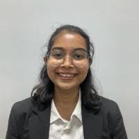 Simone Ray's Instagram, Twitter & Facebook