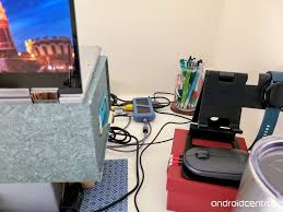 To unpair a bluetooth device, select the status tray. How To Use Your Chromebook With An External Monitor Mouse And Keyboard Android Central