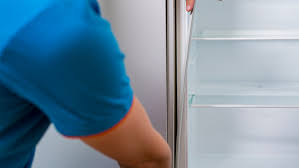 Kaum ein anderer bereich ist so stark genormt wie der der einbauküchen. Wie Baue Ich Einen Kuhlschrank Ein Coolblue Kostenlose Lieferung Ruckgabe