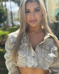 Britney Brennan's Instagram, Twitter & Facebook