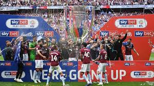 البث المباشر لمباراة ارسنال ضد استون فيلا aston villa vs arsenal يستضيف نادي أستون فيلا على ملعب فيلا بارك بمدينة برمنجهام الانجليزية نادي ارسنال القادم من العاصمة. Ø£Ø³ØªÙˆÙ† ÙÙŠÙ„Ø§ ÙŠÙÙˆØ² Ø¨Ø£ØºÙ„Ù‰ Ù…Ø¨Ø§Ø±Ø§Ø© ÙÙŠ Ø§Ù„Ø¹Ø§Ù„Ù… ÙÙŠØ¯ÙŠÙˆ Rt Arabic