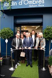 Lancement d'une place de marché des boutiques de châteauroux. Chateaurouxmetropole On Twitter Inauguration Hier De Votre Nouveau Concept Store Artisan Fleuriste Jardin D Ombres Rue Diderot A Chateauroux Https T Co N6rzh3pgd5 Https T Co W8yxbksyt0