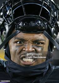 William Stanback of the Montreal Alouettes runs the ball against the...  News Photo