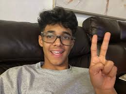 Me in Real Life by Kenia2010