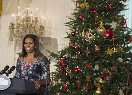 Michelle Obama Welcomes Military Families To View White House Holiday Decorations White House Christmas White House Christmas Decorations Michelle Obama